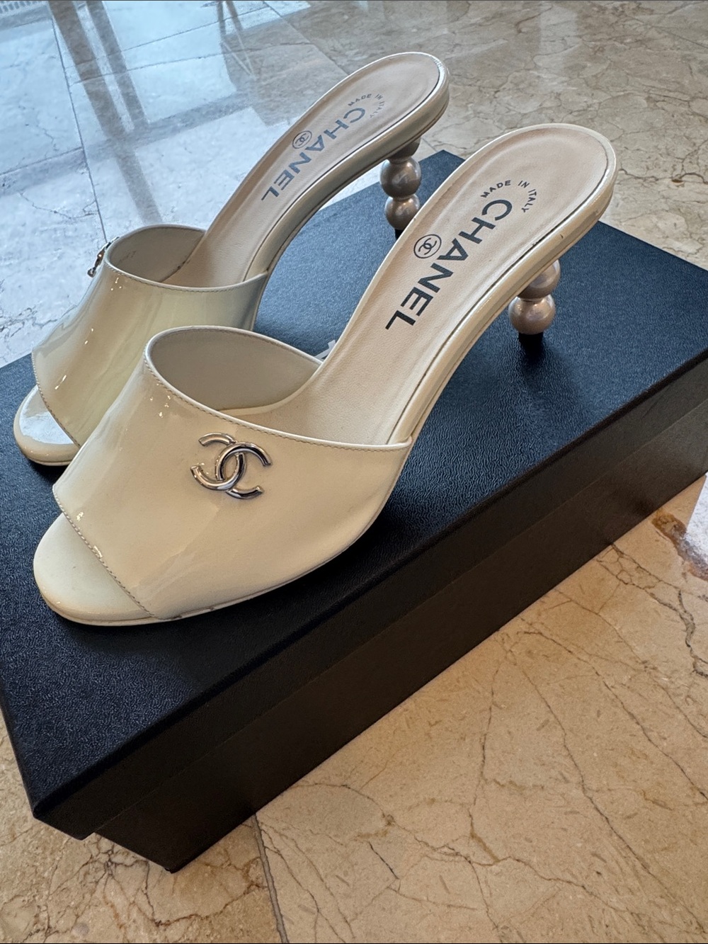 CHANEL mules - Picture 5 of 14